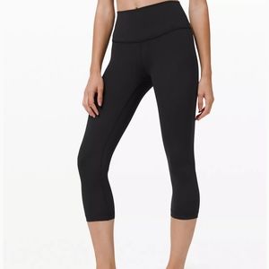 SOLD 🍋Lululemon align cropped Capri legging